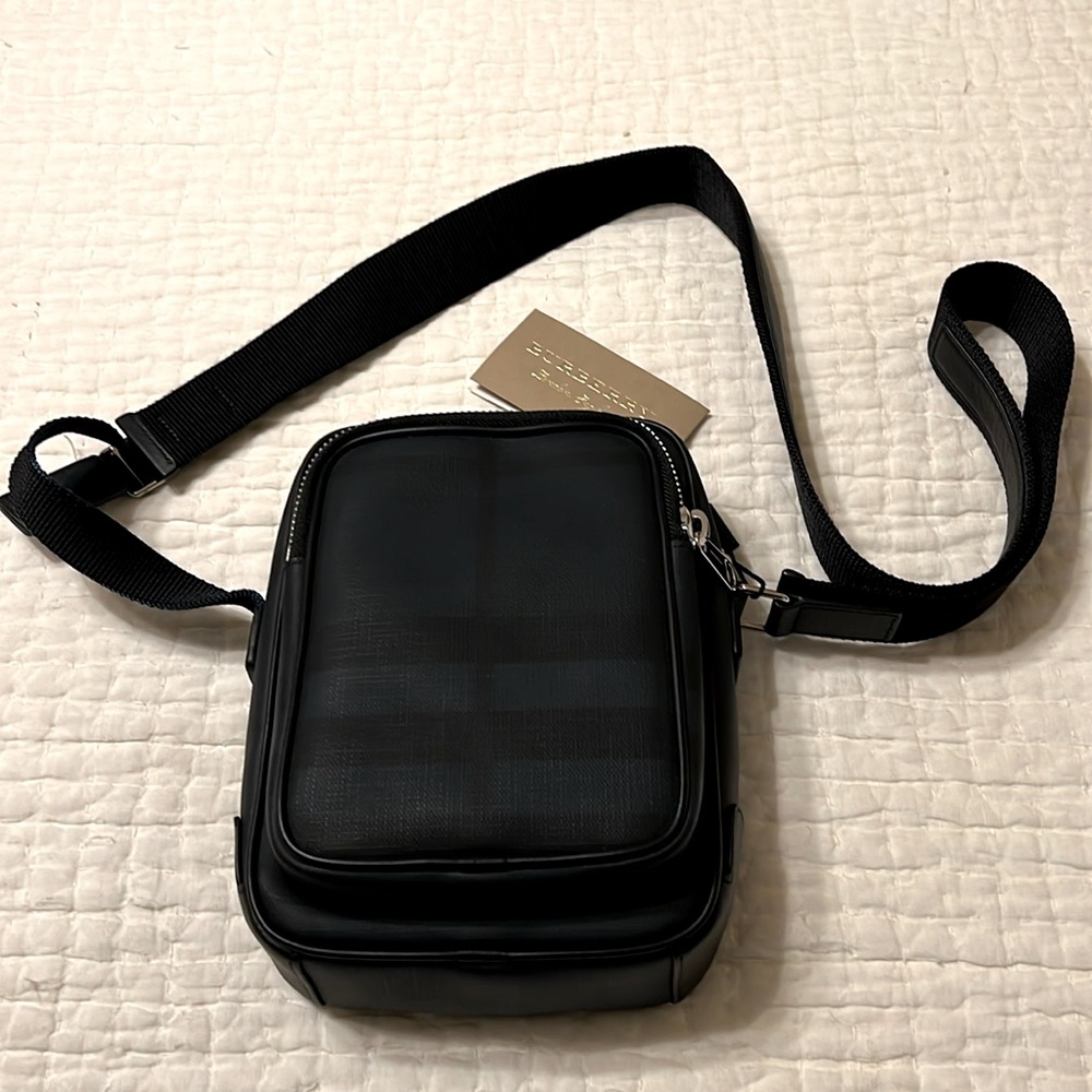 NWT Burberry small zip around crossbody London check bag